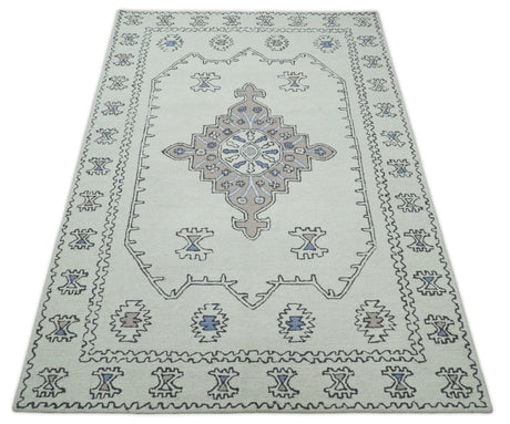 Ivory and Peach Persian Style Tribal Hand Tufted Wool Area Rug