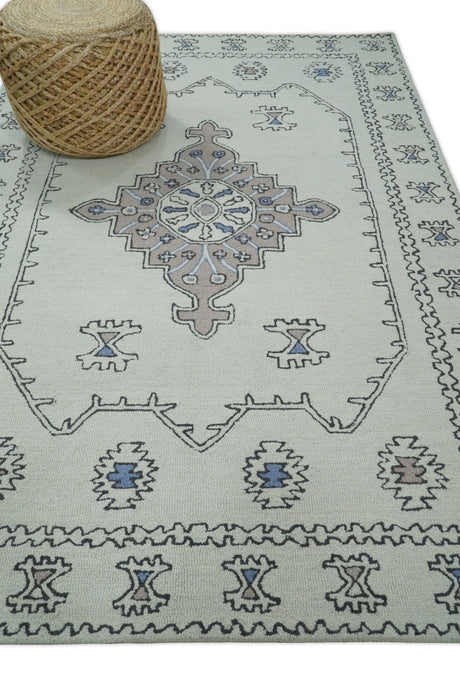 Ivory and Peach Persian Style Tribal Hand Tufted Wool Area Rug