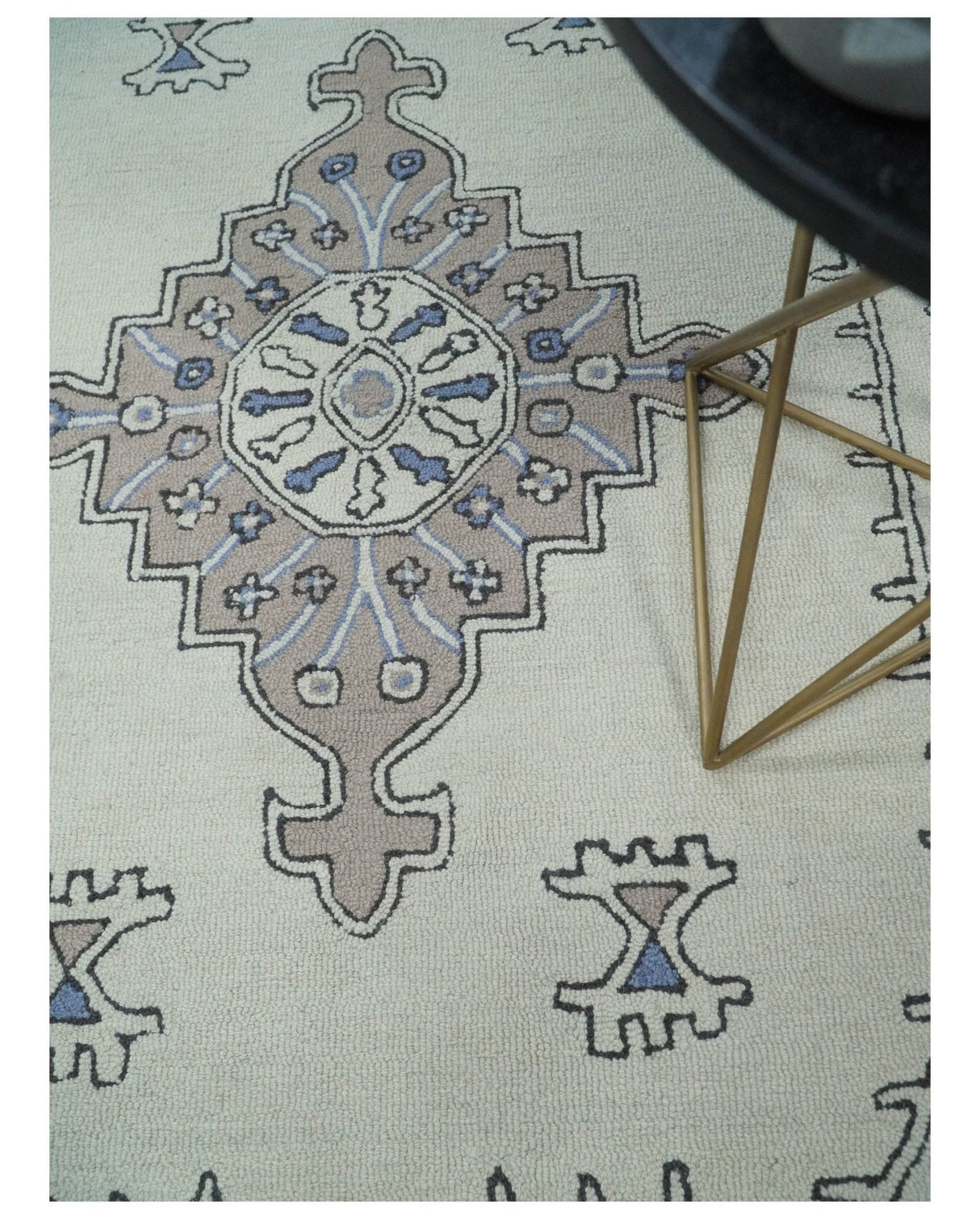 Ivory and Peach Persian Style Tribal Hand Tufted Wool Area Rug