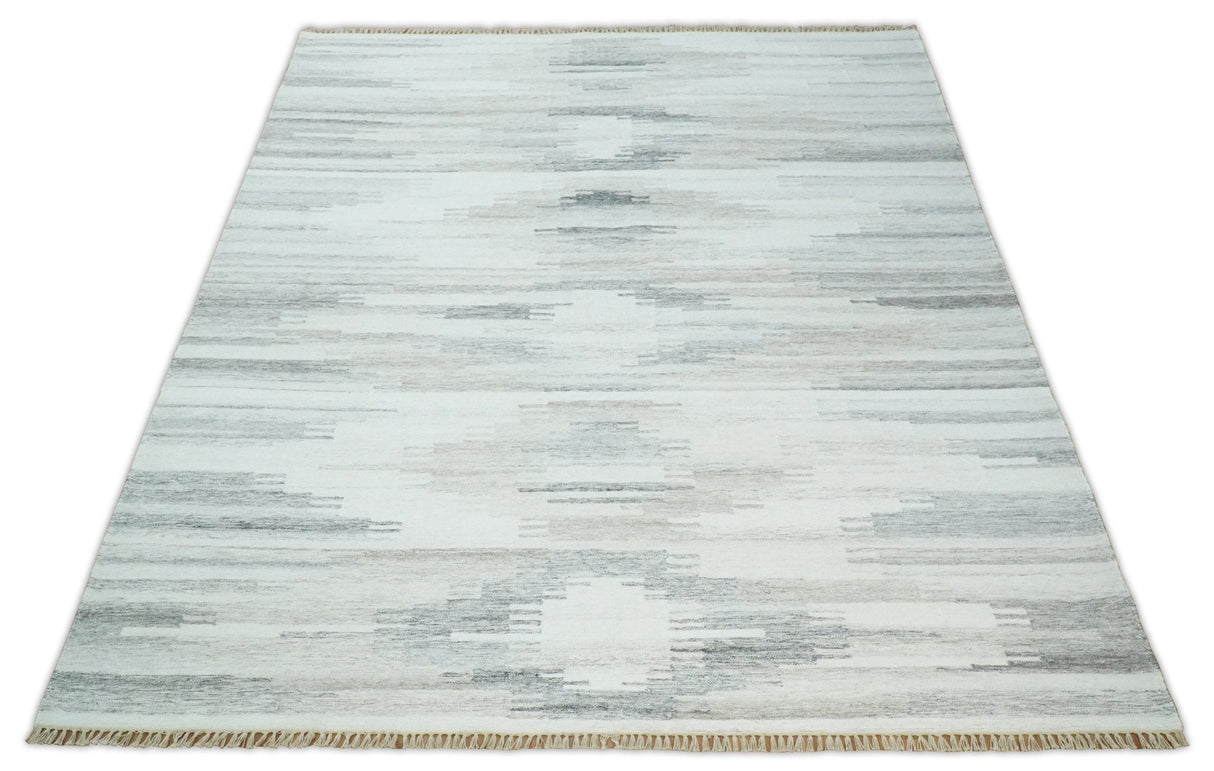 Ivory and Silver fine Wool and Viscose Kilim Rug