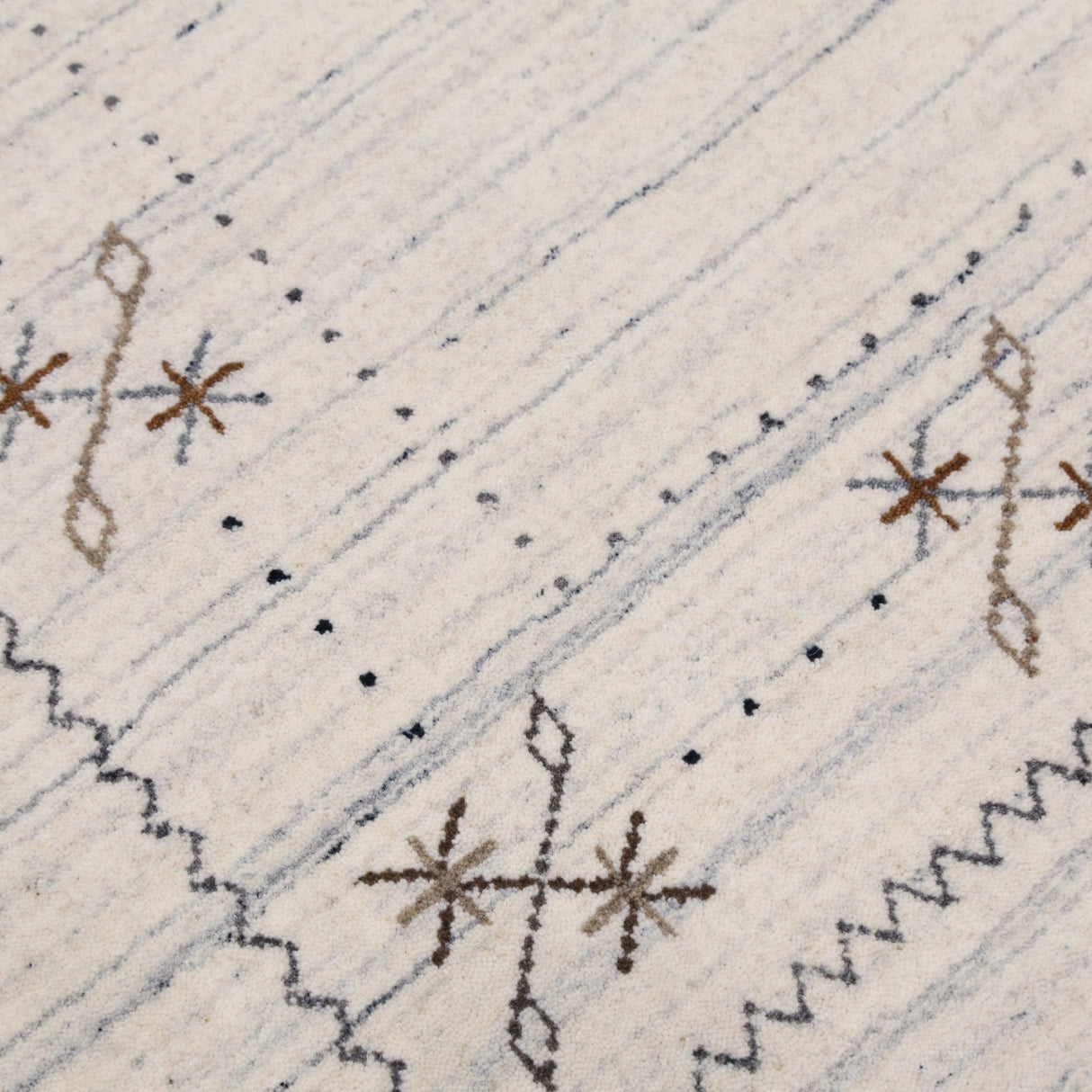 Ivory Gabbeh Border Design Hand Loomed Wool Rug