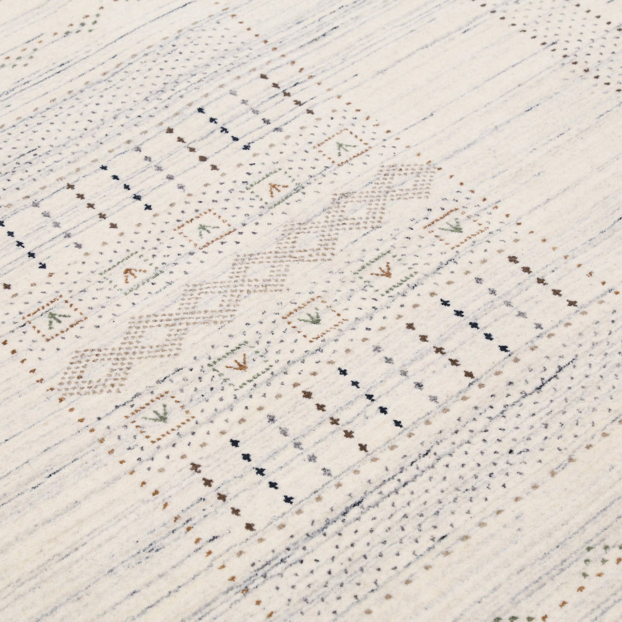 Ivory Gabbeh Design Hand Loomed Wool Area Rug