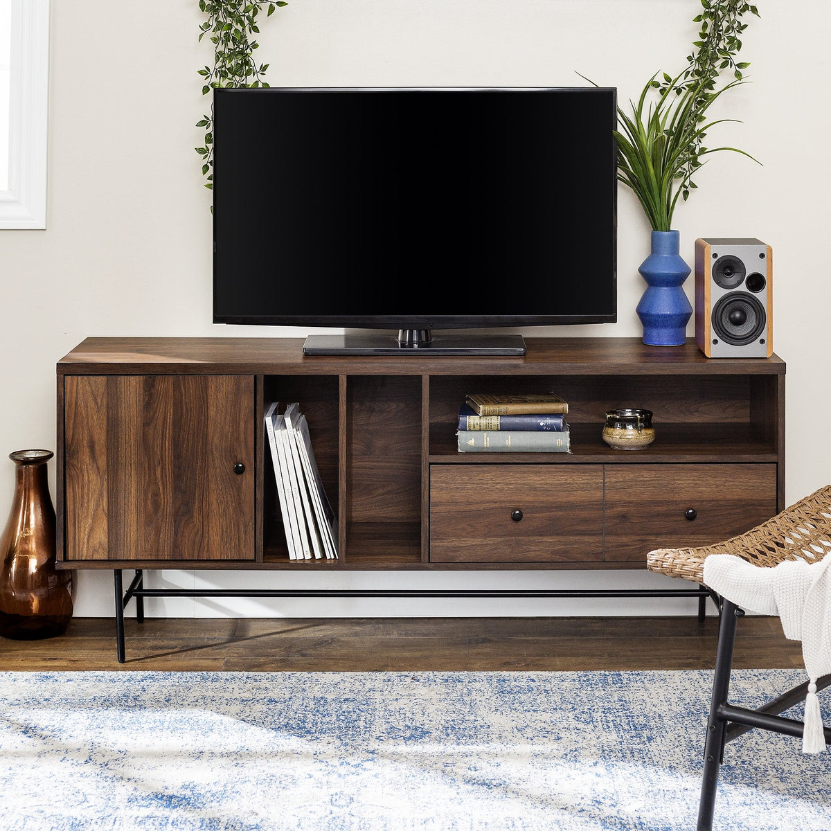 Jacklyn Modern TV Console – Parc Decor