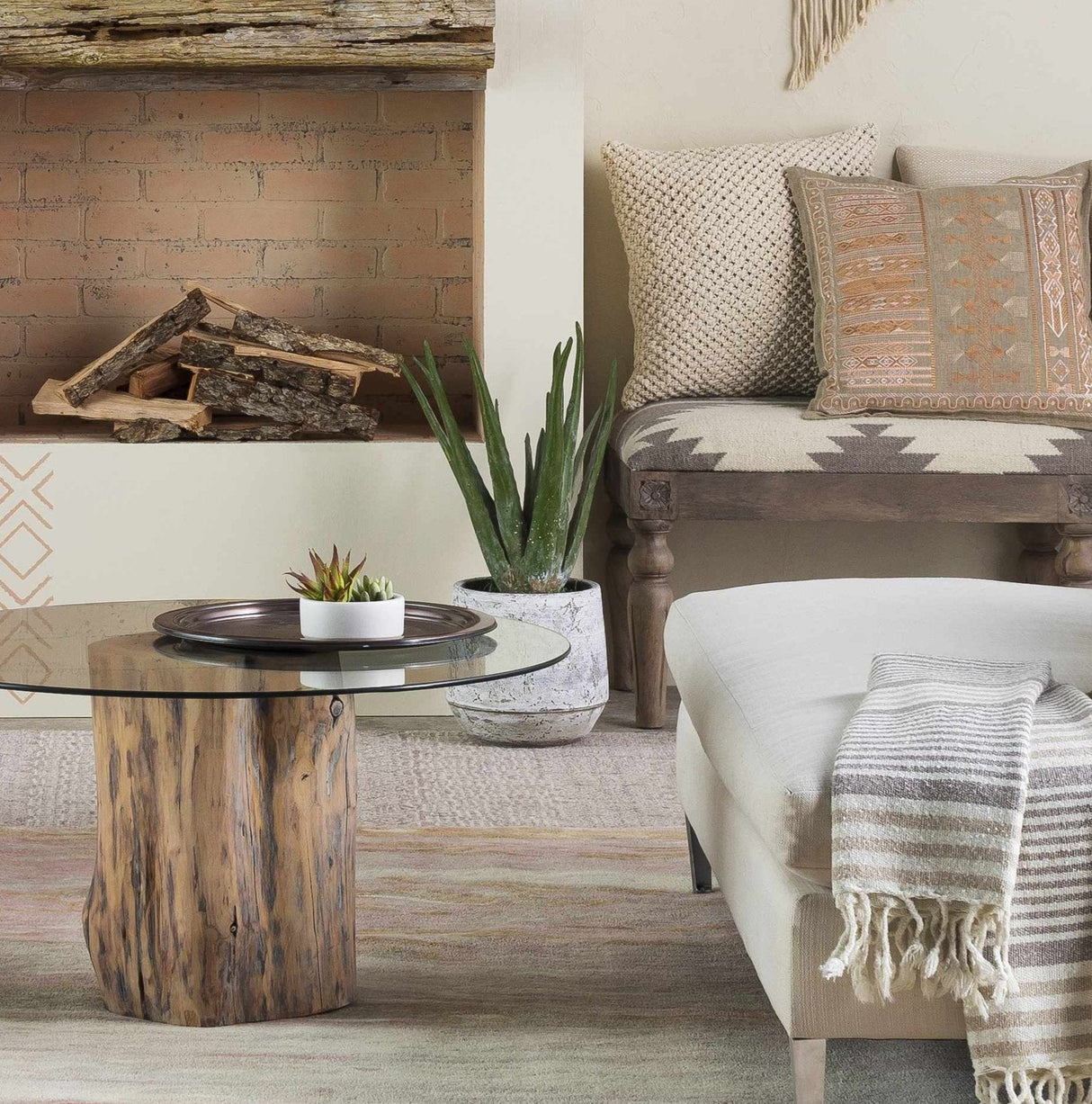 Janamuato White Geometric Cement Planter-Decor-Parc Decor