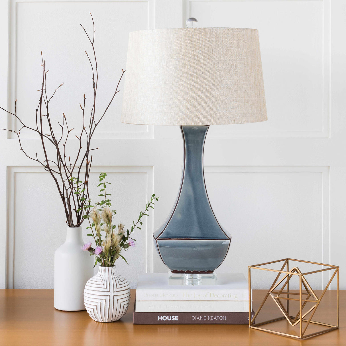 Kalilangan Gray Ceramic Table Lamp-Lighting-Parc Decor