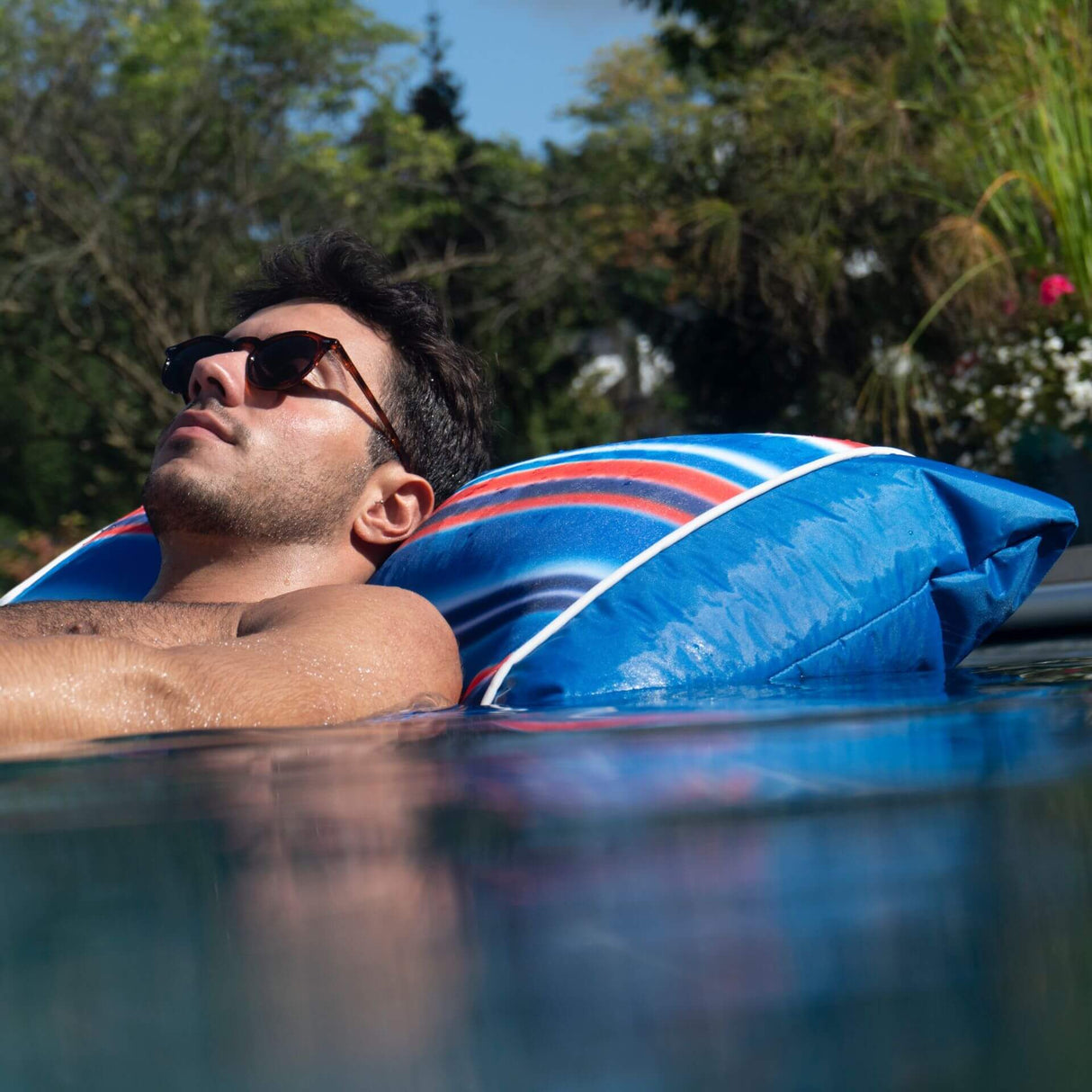 Kona-pool float-Parc Decor