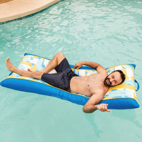 Kona-pool float-Parc Decor