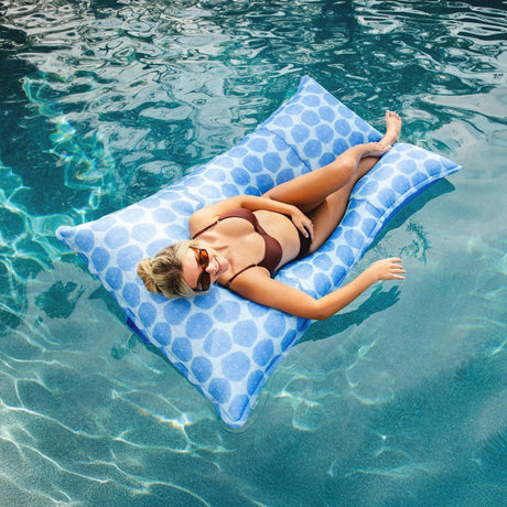 Lagoon Lounger