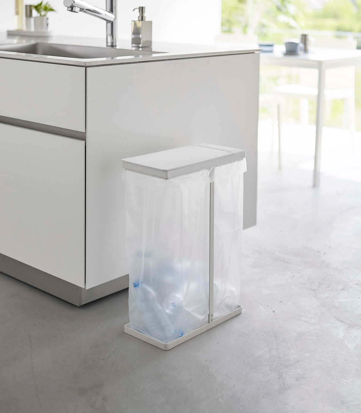 Lidded Garbage Bag Holder - Steel