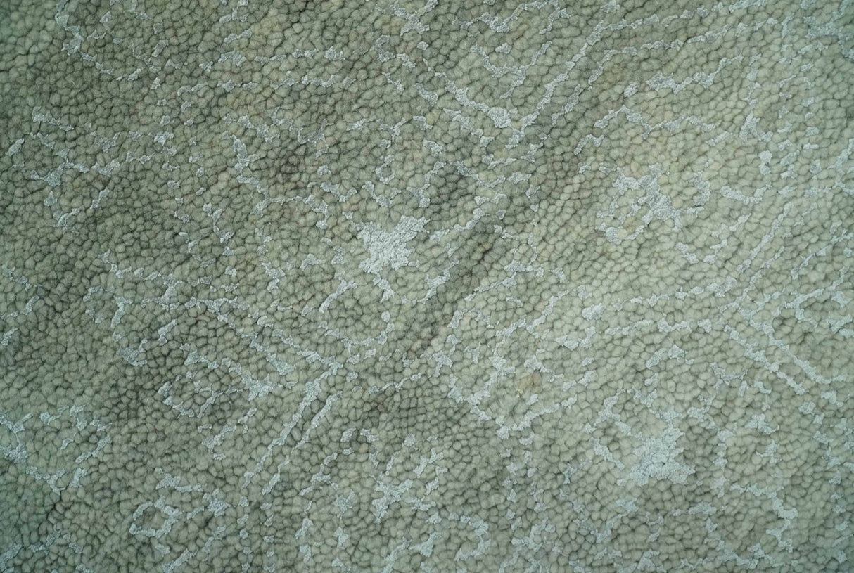 Light Green and Silver Traditional Large design 5x8 Hand Knotted wool and Art Silk Area Rug