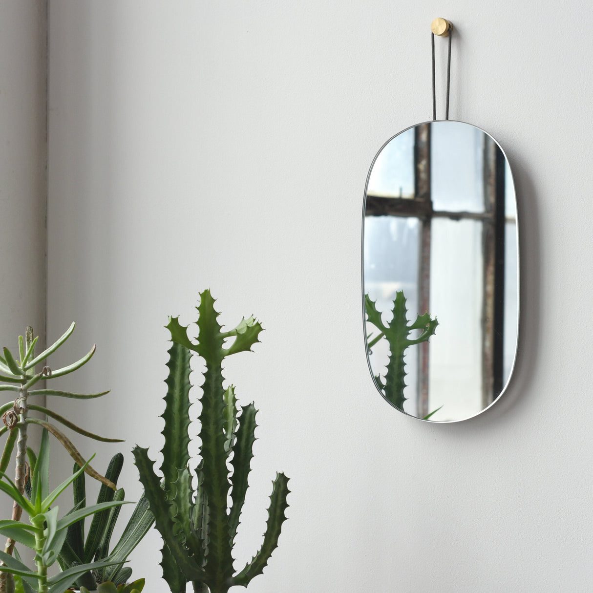 Lure Mirror - Single-Mirrors-Parc Decor