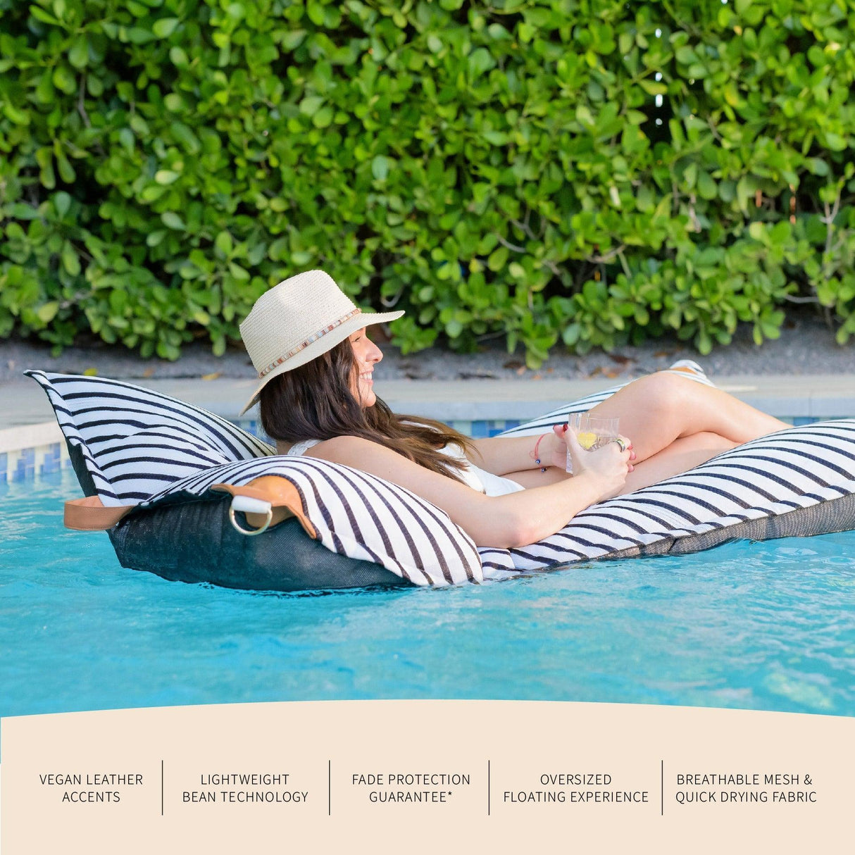 Lux Lagoon Lounger
