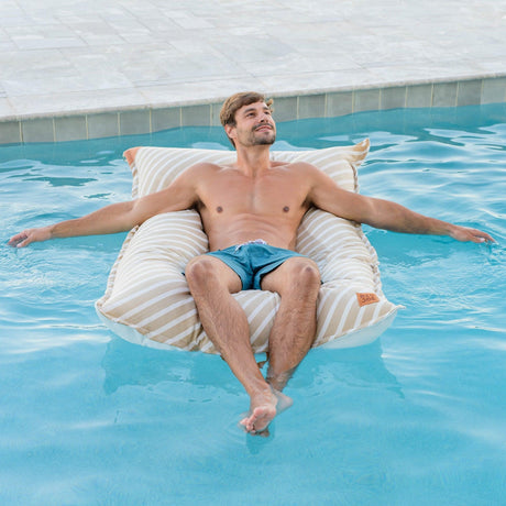 Lux Lagoon Lounger with Sunbrella® Fabric