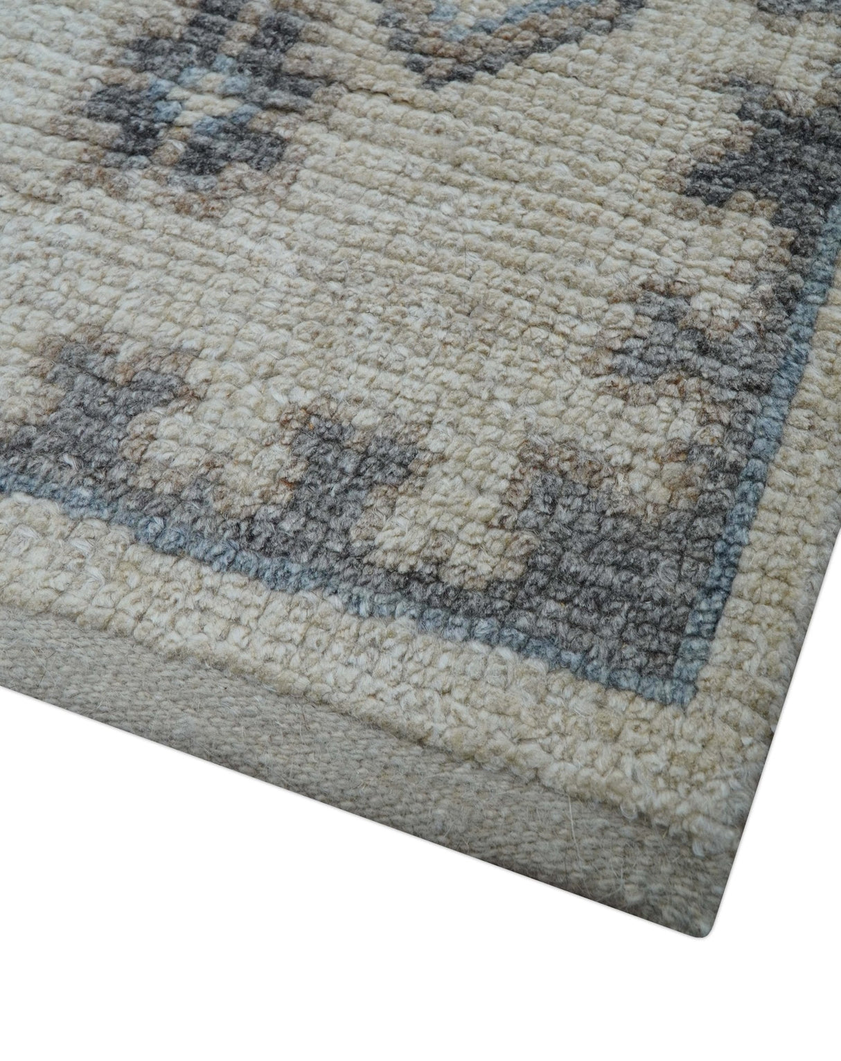 Luxe Custom Made Turkish Ivory Hand knotted Wool And Linen Blend Rug