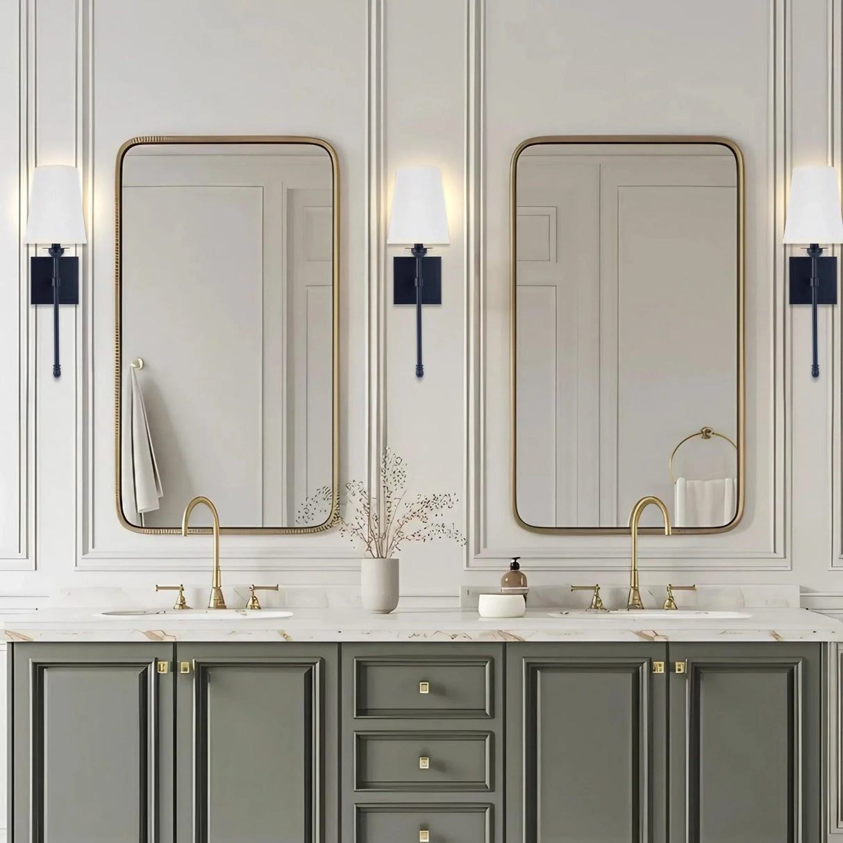 Manor Modern Traditional 1-Light Wall Sconce Light