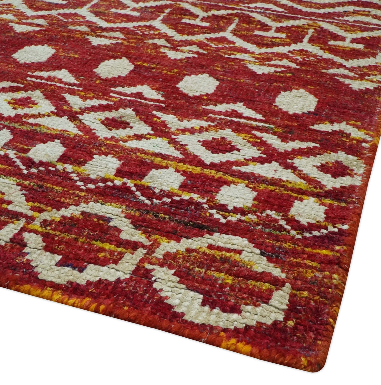Maroon and Ivory 5.6x8.6 Hand Knotted Southwestern Tribal Trellis Recycled Silk Rug