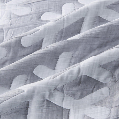 Matelassé Snowflake Quilt Set - Nino Collection