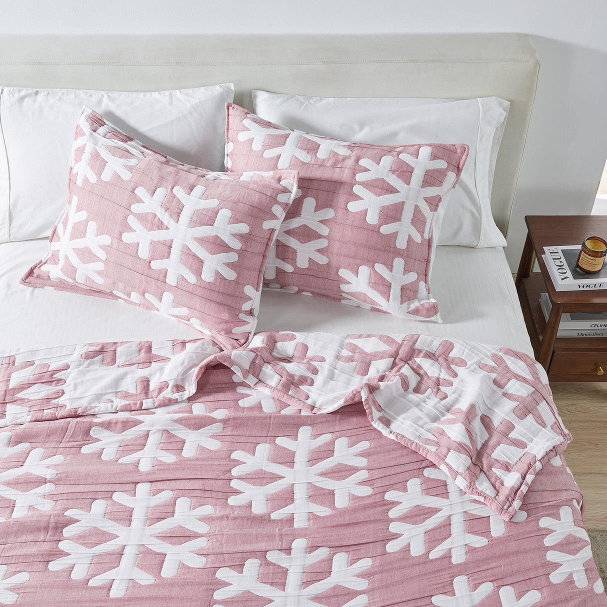 Matelassé Snowflake Quilt Set - Nino Collection-Quilts & Comforters-Parc Decor