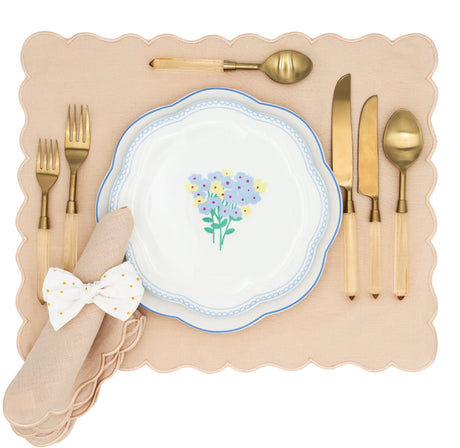 Meadow Flora Scalloped Ceramic Starter Plates – Set of 4 (+1 Bonus Plate)