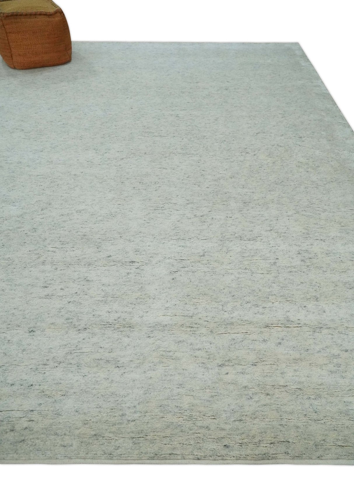 Minimalist Fine Hand Knotted Ivory and Silver 9x12 Rug Made with Fine Wool, Solid Rug | AC37912