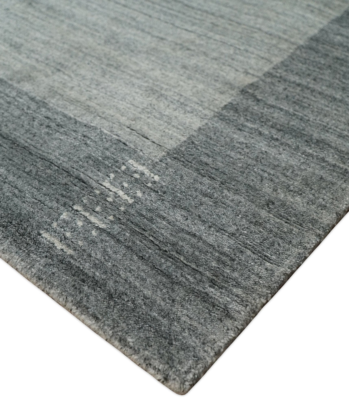 Modern 5x6.5 Gray and Silver Blended Wool Hand Woven Area Rug