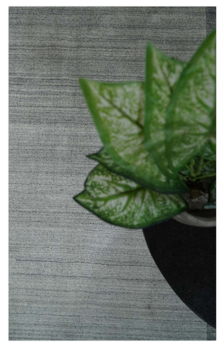 Modern 5x6.5 Gray and Silver Blended Wool Hand Woven Area Rug