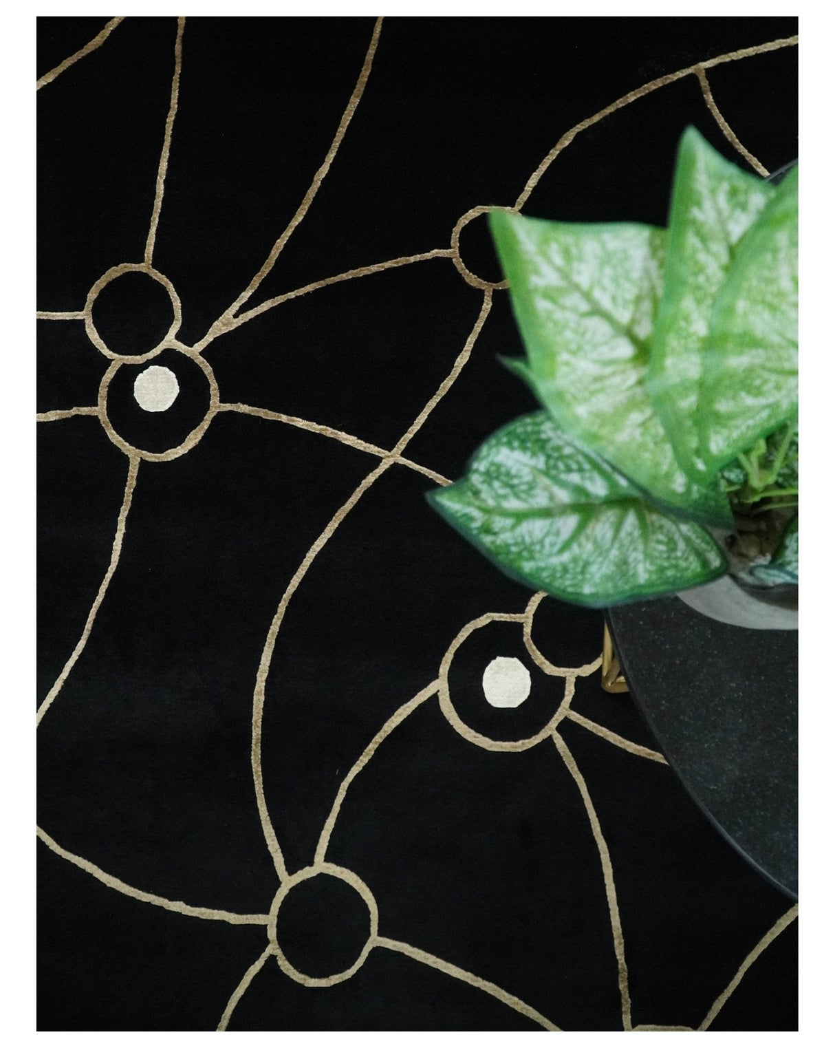 Modern 6x8 Black and Gold Wool and Silk Hand Woven Rug
