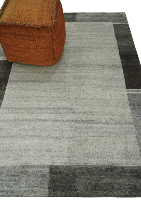 Modern 6x8 Ivory and Silver Wool Hand Woven Area Rug