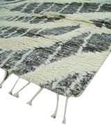 Modern Abstract 5x8 Ivory and Charcoal Texture Moroccan Style Plush Pile wool Rug