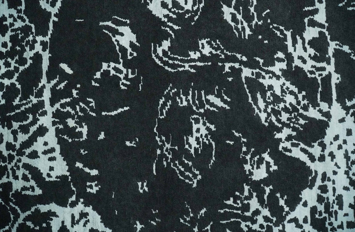 Modern Abstract Black and Silver Hand Knotted 6x9 Wool and Bamboo silk Area Rug