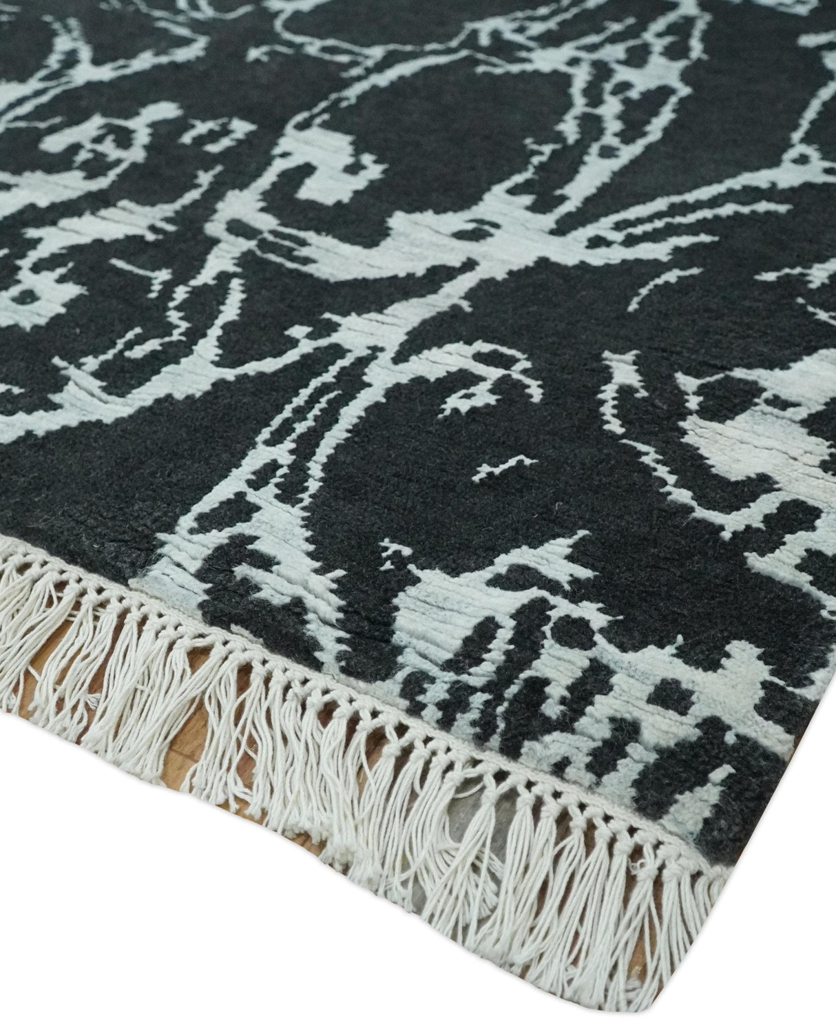 Modern Abstract Black and Silver Hand Knotted 6x9 Wool and Bamboo silk Area Rug