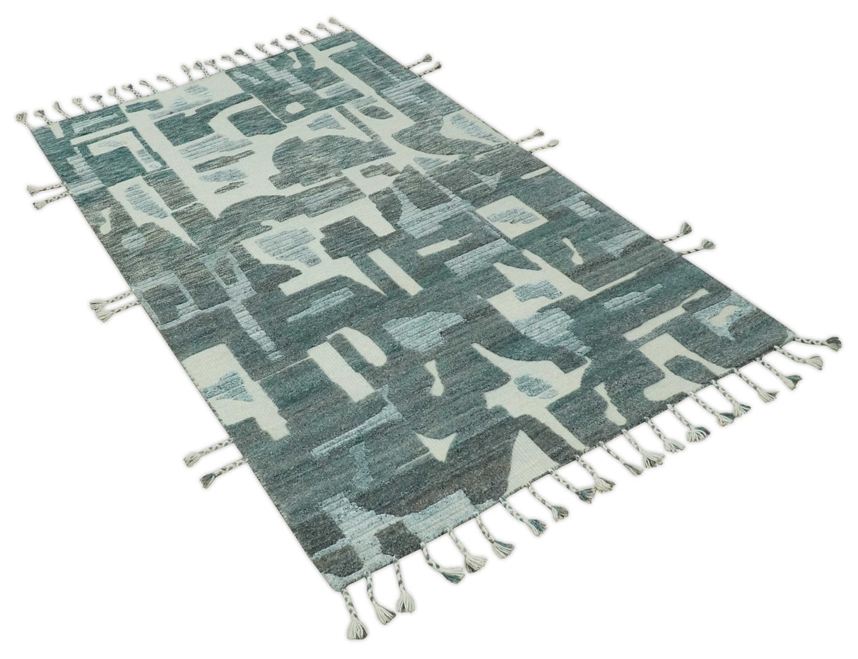 Modern abstract Carved Texture Green, Ivory and Silver 5x8 Hand Knotted Wool Area Rug