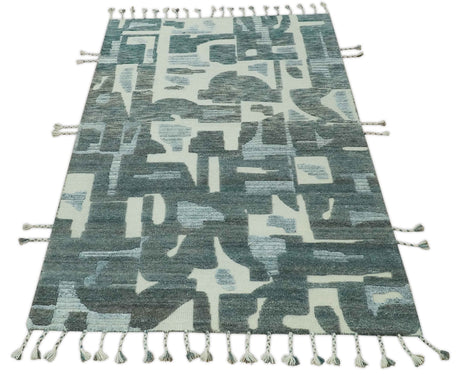 Modern abstract Carved Texture Green, Ivory and Silver 5x8 Hand Knotted Wool Area Rug