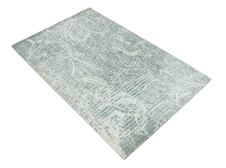 Modern Abstract Gray and Ivory 5x8 Hand loom wool and Viscose Area Rug