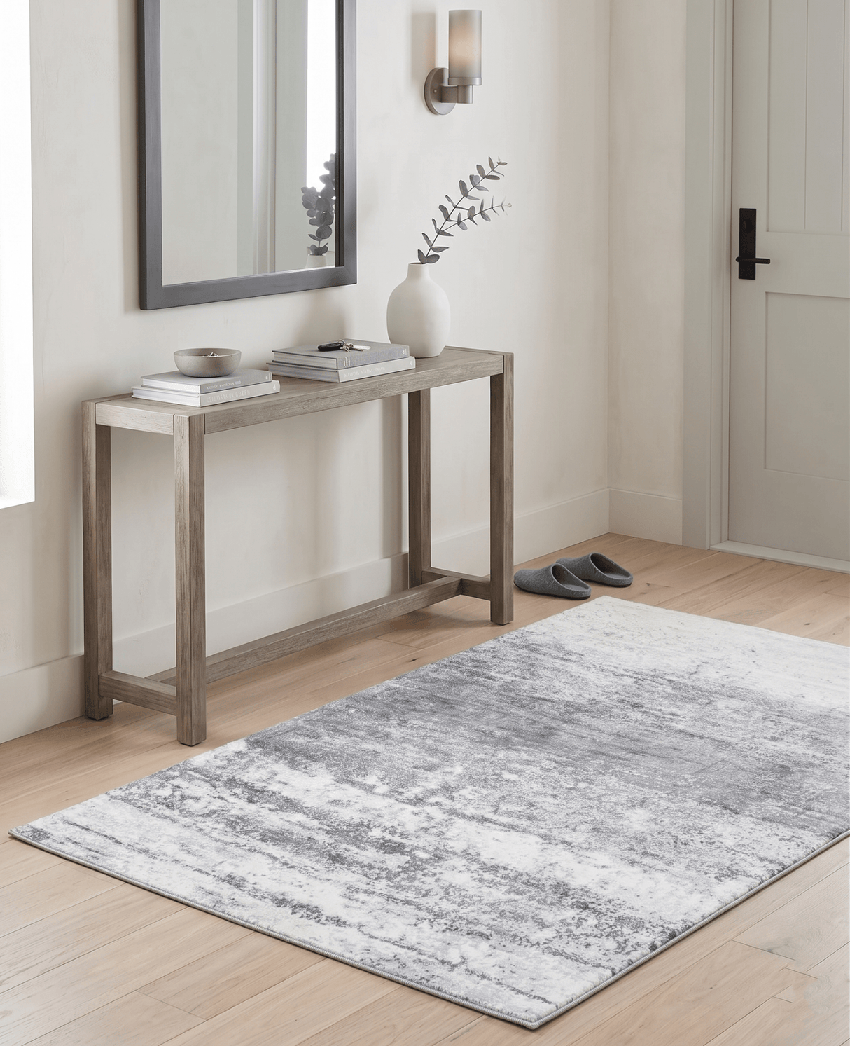 Modern Abstract Silver and Gray Hand Loom Viscose 5x7 Area Rug