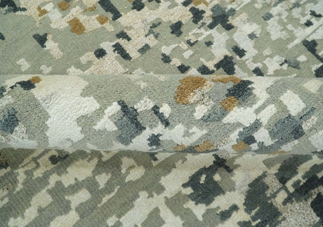 Modern Abstract Silver, Ivory, Charcoal and Olive Hand Knotted 5.6x8 wool Area Rug