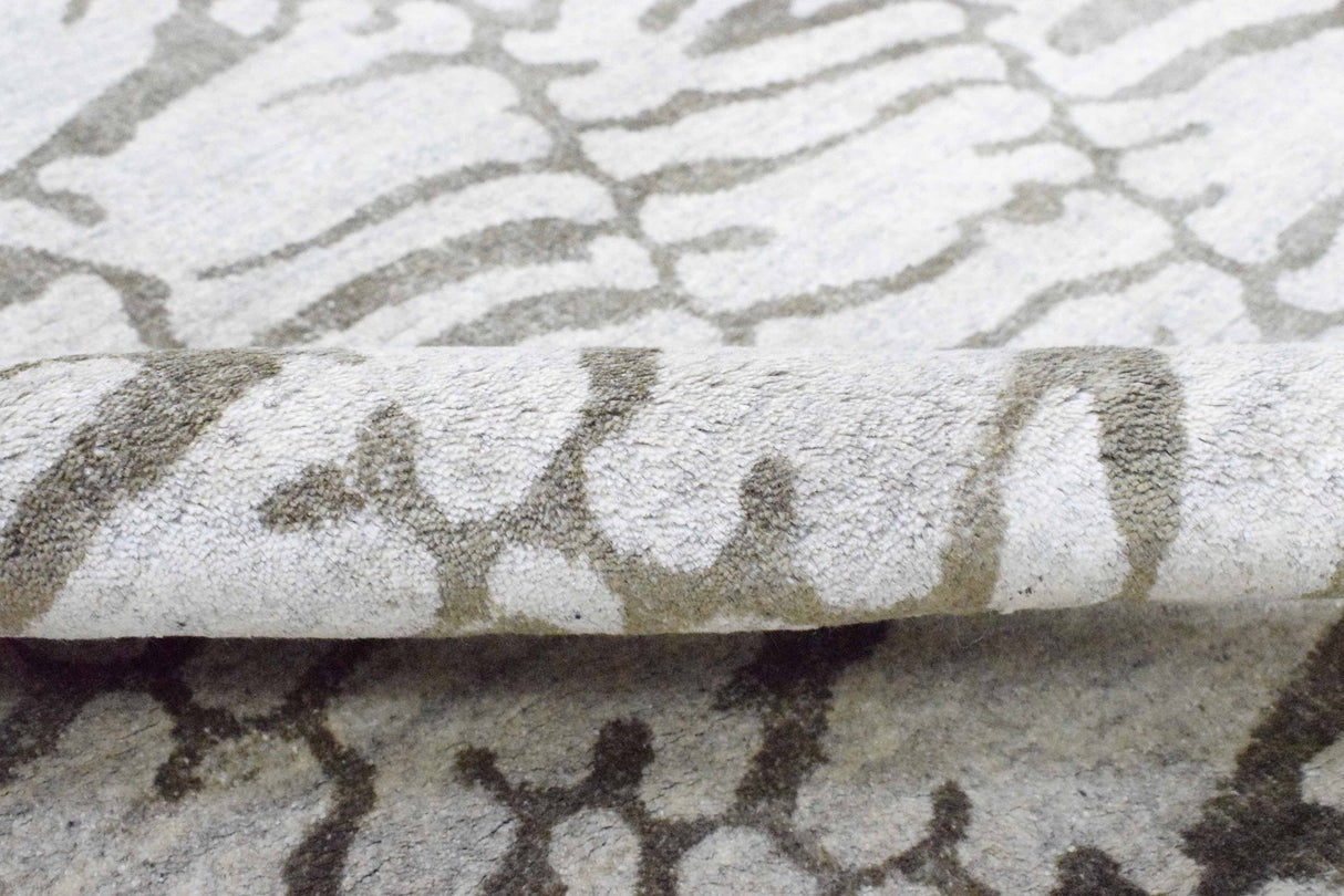 Modern Abstract White And Brown Hand loom 8x10 Viscose Area Rug