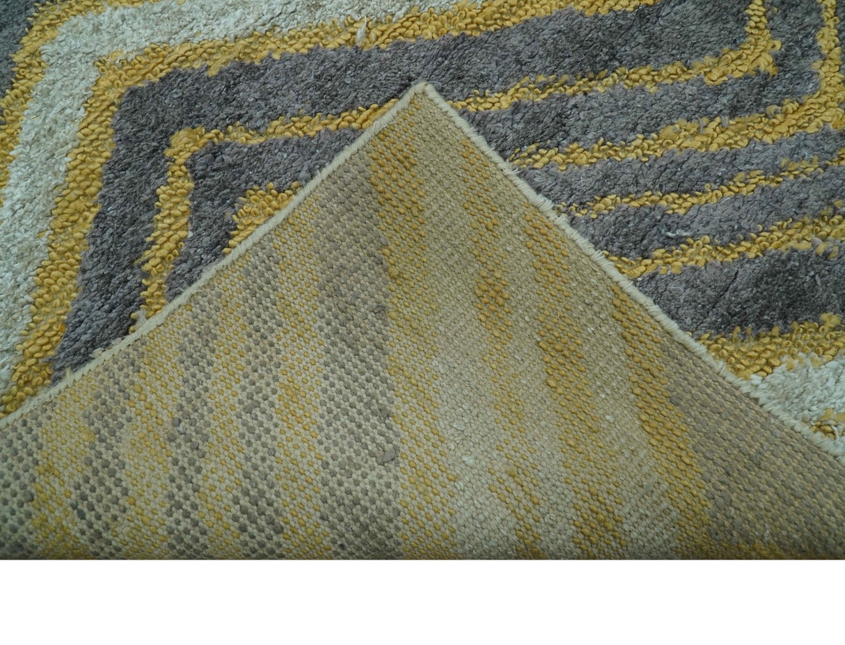 Modern Chevron Design Gold And Beige 5.6x8 Hand Knotted Bamboo Silk Area Rug