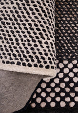 Modern Dotted Mesh Black Hand Tufted 5x8 Wool Area Rug