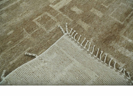 Modern Geometrical Dark Beige and Ivory Hand Knotted 5x8 Wool Area Rug