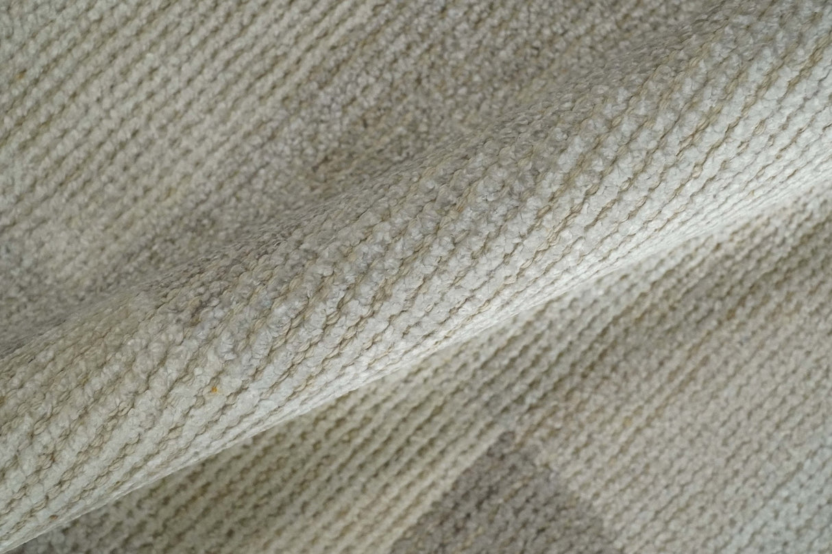 Modern Geometrical Hand knotted 2x3 Gray, Beige and Silver Area Rug