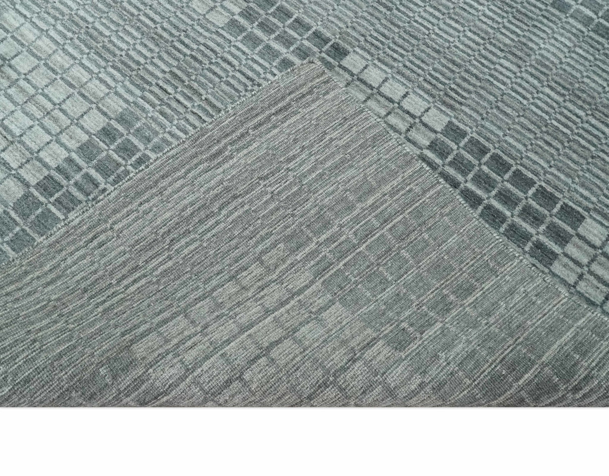 Modern Geometrical Hand Made 8x10 Charcoal, Gray and Silver Blended Wool Area Rug