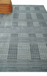 Modern Geometrical Hand Made 8x10 Charcoal, Gray and Silver Blended Wool Area Rug