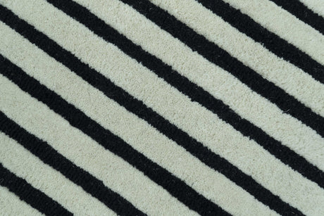 Modern Geometrical Pattern Black And White Hand Tufted Custom Made wool rug