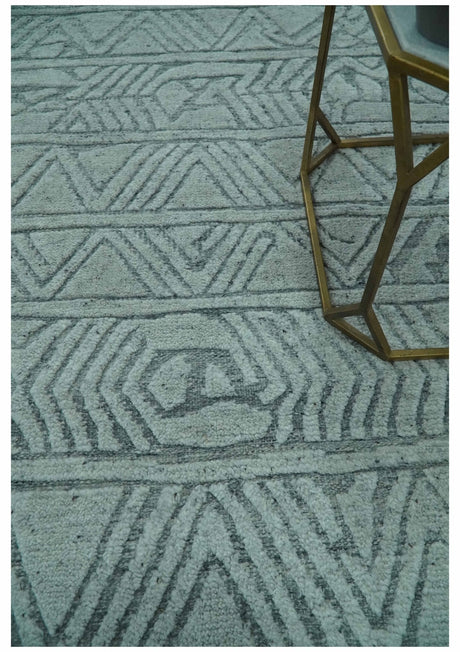 Modern Geometrical Silver and Gray Chevron Design Hand Carved wool Rug