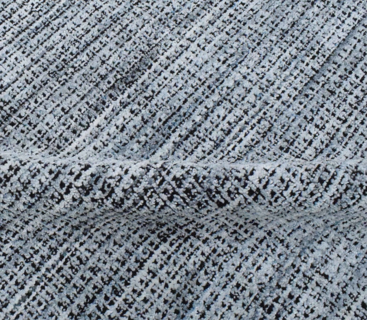 Modern Gray and Black Hand Loom Viscose 5x8 Area Rug