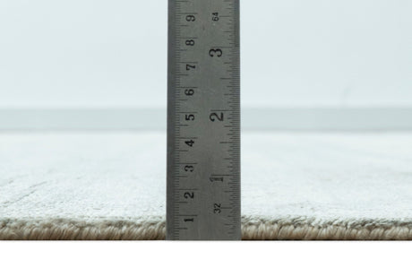 Modern Gray Solid Design 6x8.7 Hand Knotted Wool Area Rug