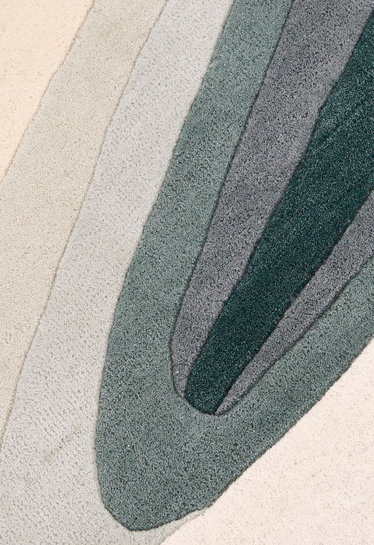 Modern Layered Pattern Green Hand Tufted 5x8 Wool Rug