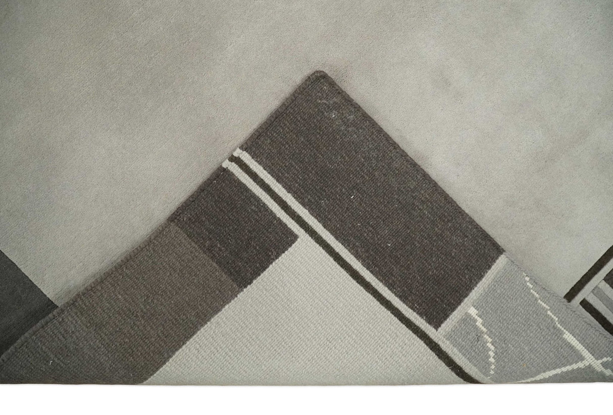 Modern Scandinavian 6x8 Silver and Charcoal Wool Hand Woven Area Rug