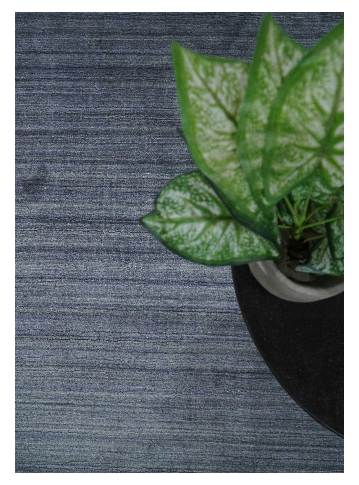 Modern Solid Blue 5x7 Blended Bamboo Silk Hand Woven Area Rug